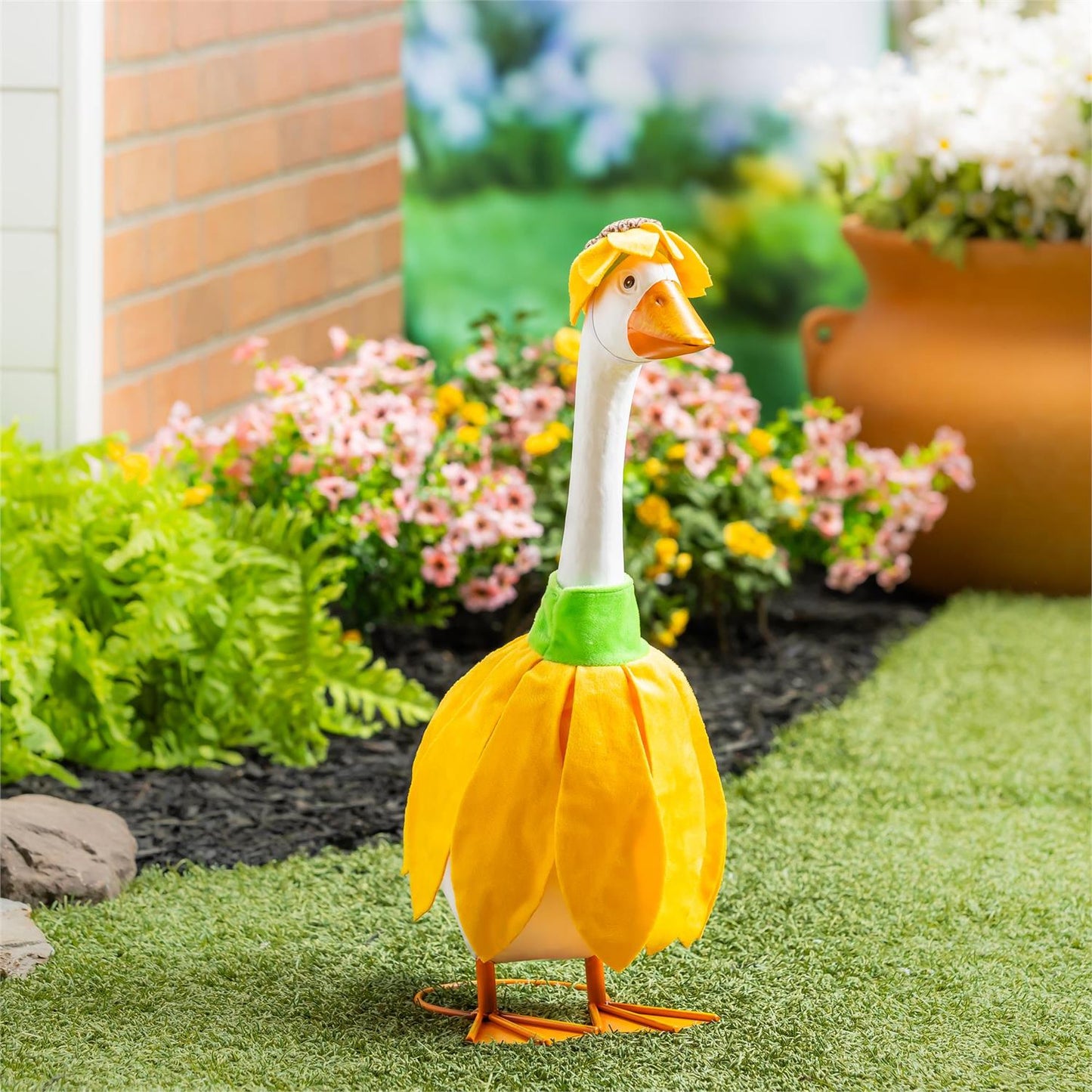 Porch Goose Outfit - Sunflower Radiance